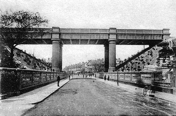The-Queens-Road-Bridge-taken-the-year-it-was-completed.-1898..jpg